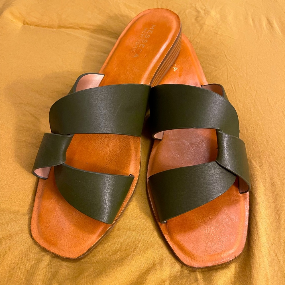 Messeca New York olive green sandals